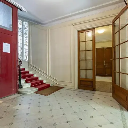 2 Br Musée Du Louvre Bouloi